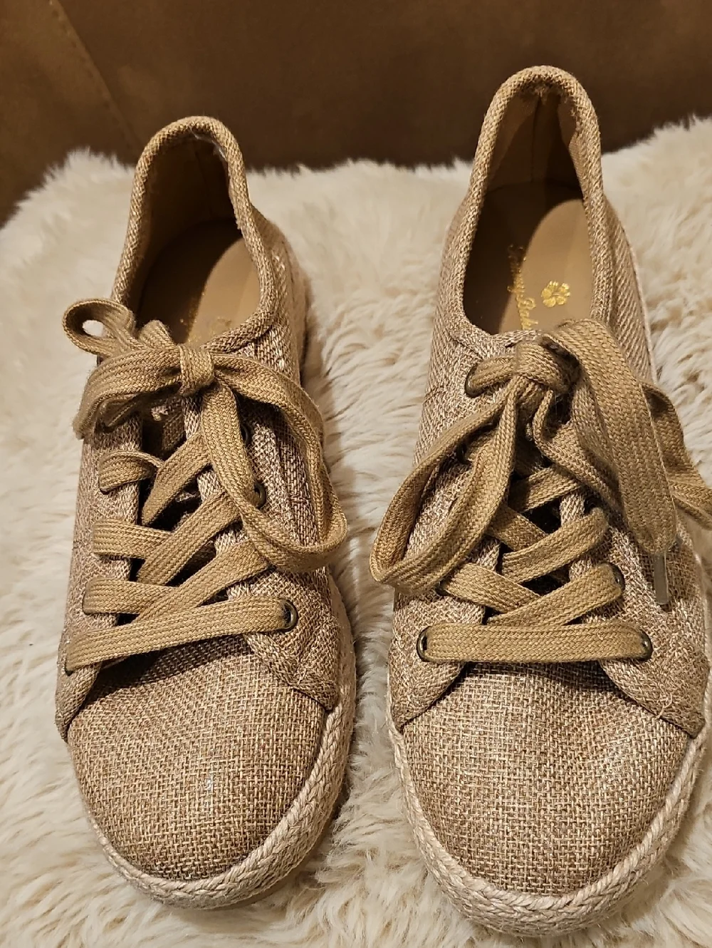 Tommy Bahama Shimmwe Tan Espadrille Lace-Up Sneakers Sz 8.5 NWOB